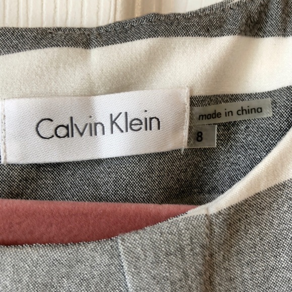 Like new Calvin Klein Shift Dress - Picture 4 of 5
